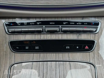 2023 Mercedes-Benz E 450 Coupe - miniatura 30