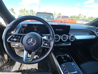 2023 Mercedes-Benz EQB 300 - miniatura 11