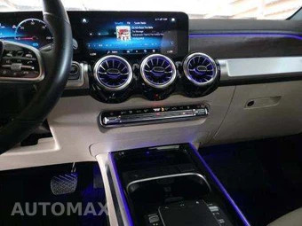 2023 Mercedes-Benz EQB 300 – miniatura 10