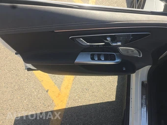 2023 Mercedes-Benz EQE 350 4MATIC Sedan - miniatura 9