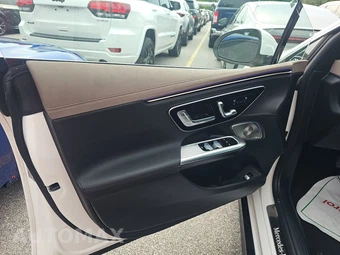 2023 Mercedes-Benz EQE 350 4MATIC Sedan – miniatura 9
