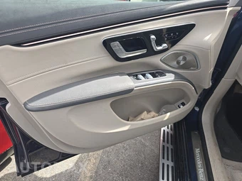 2023 Mercedes-Benz EQS 580 4MATIC SUV – miniatura 9