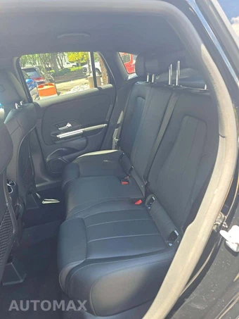 2023 Mercedes-Benz GLA 250 4MATIC - miniatura 13