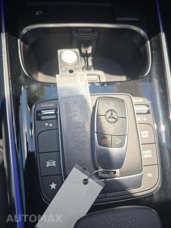 2023 Mercedes-Benz GLA 250 4MATIC - miniatura 8