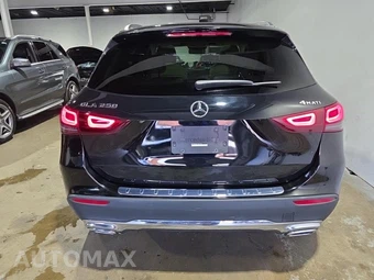 2023 Mercedes-Benz GLA 250 4MATIC - miniatura 5