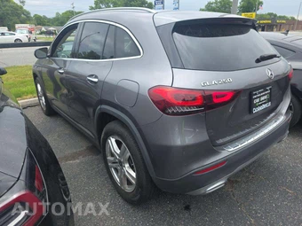 2023 Mercedes-Benz GLA 250 4MATIC – miniatura 2
