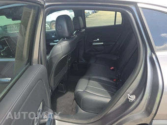2023 Mercedes-Benz GLA 250 4MATIC – miniatura 10