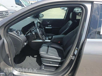 2023 Mercedes-Benz GLA 250 4MATIC – miniatura 3