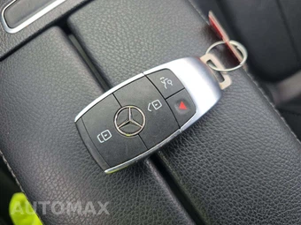 2023 Mercedes-Benz GLA 250 4MATIC - miniatura 8
