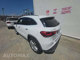 2023 Mercedes-Benz GLA 250 4MATIC - miniatura 2