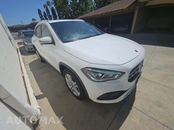 2023 Mercedes-Benz GLA 250 4MATIC - miniatura 4
