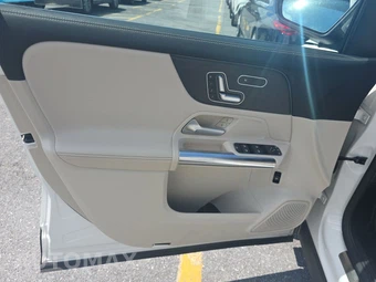2023 Mercedes-Benz GLA 250 4MATIC - miniatura 9