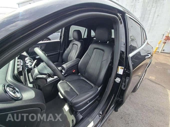 2023 Mercedes-Benz GLA 250 - miniatura 3