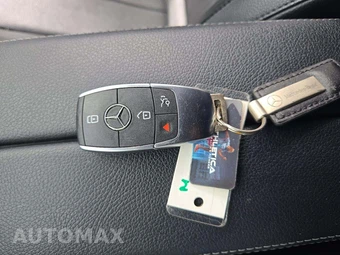 2023 Mercedes-Benz GLA 250 - miniatura 5