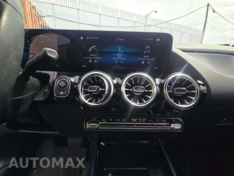 2023 Mercedes-Benz GLA 250 - miniatura 7