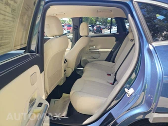 2023 Mercedes-Benz GLA 250 - miniatura 13