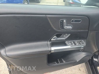 2023 Mercedes-Benz GLB 250 4MATIC - miniatura 9