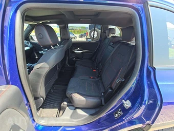 2023 Mercedes-Benz GLB 250 4MATIC - miniatura 10