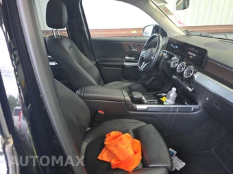 2023 Mercedes-Benz GLB 250 4MATIC – miniatura 8