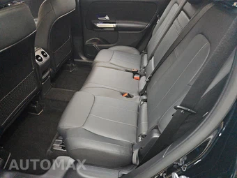 2023 Mercedes-Benz GLB 250 4MATIC – miniatura 13