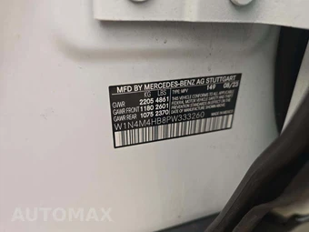 2023 Mercedes-Benz GLB 250 4MATIC - miniatura 2