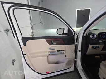 2023 Mercedes-Benz GLB 250 4MATIC - miniatura 9