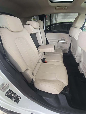 2023 Mercedes-Benz GLB 250 4MATIC - miniatura 17
