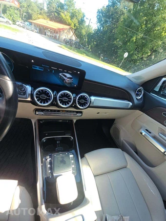 2023 Mercedes-Benz GLB 250 - miniatura 10