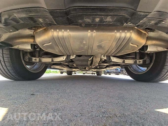 2023 Mercedes-Benz GLB 250 – miniatura 12