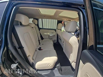 2023 Mercedes-Benz GLB 250 – miniatura 13