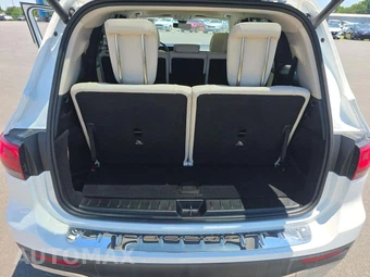 2023 Mercedes-Benz GLB 250 - miniatura 12