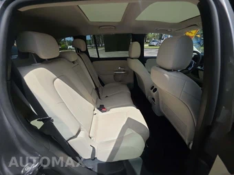 2023 Mercedes-Benz GLB 250 - miniatura 17