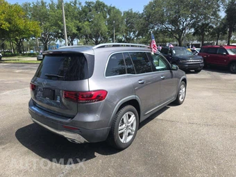 2023 Mercedes-Benz GLB 250 - miniatura 3