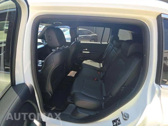 2023 Mercedes-Benz GLB 250 - miniatura 10