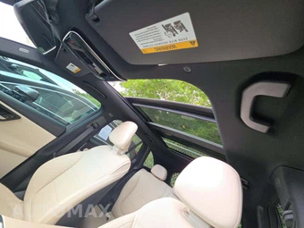 2023 Mercedes-Benz GLC 300 4MATIC - miniatura 11