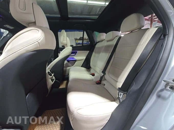 2023 Mercedes-Benz GLC 300 4MATIC - miniatura 13