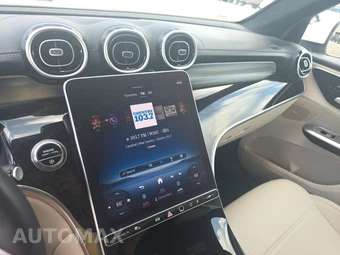 2023 Mercedes-Benz GLC 300 4MATIC – miniatura 17