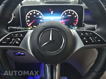 2023 Mercedes-Benz GLC 300 4MATIC - miniatura 10