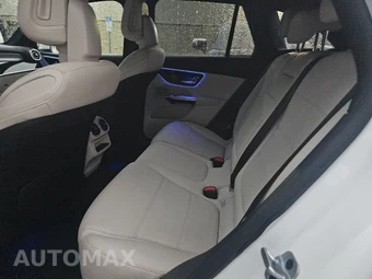 2023 Mercedes-Benz GLC 300 4MATIC - miniatura 13