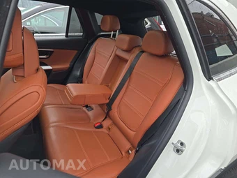 2023 Mercedes-Benz GLC 300 4MATIC – miniatura 13