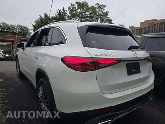2023 Mercedes-Benz GLC 300 4MATIC – miniatura 2