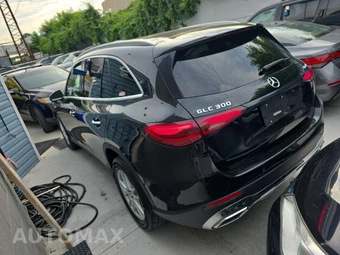 2023 Mercedes-Benz GLC 300 4MATIC - miniatura 6