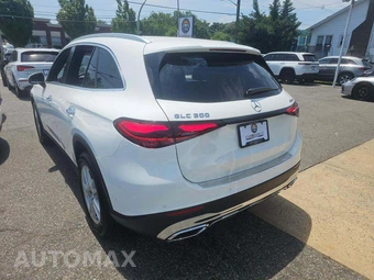2023 Mercedes-Benz GLC 300 4MATIC – miniatura 2