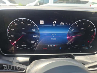 2023 Mercedes-Benz GLC 300 4MATIC - miniatura 9