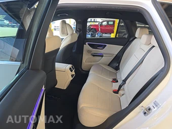 2023 Mercedes-Benz GLC 300 4MATIC - miniatura 13