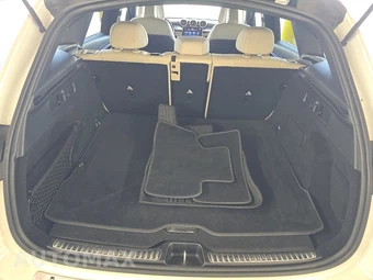 2023 Mercedes-Benz GLC 300 4MATIC - miniatura 16