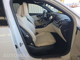 2023 Mercedes-Benz GLC 300 4MATIC - miniatura 8