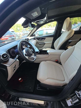 2023 Mercedes-Benz GLC 300 4MATIC – miniatura 6
