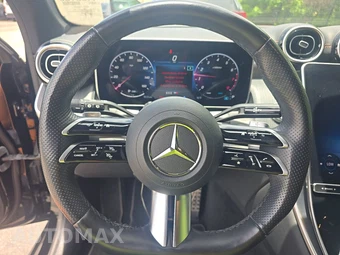 2023 Mercedes-Benz GLC 300 – miniatura 10