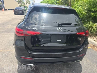 2023 Mercedes-Benz GLC 300 – miniatura 5